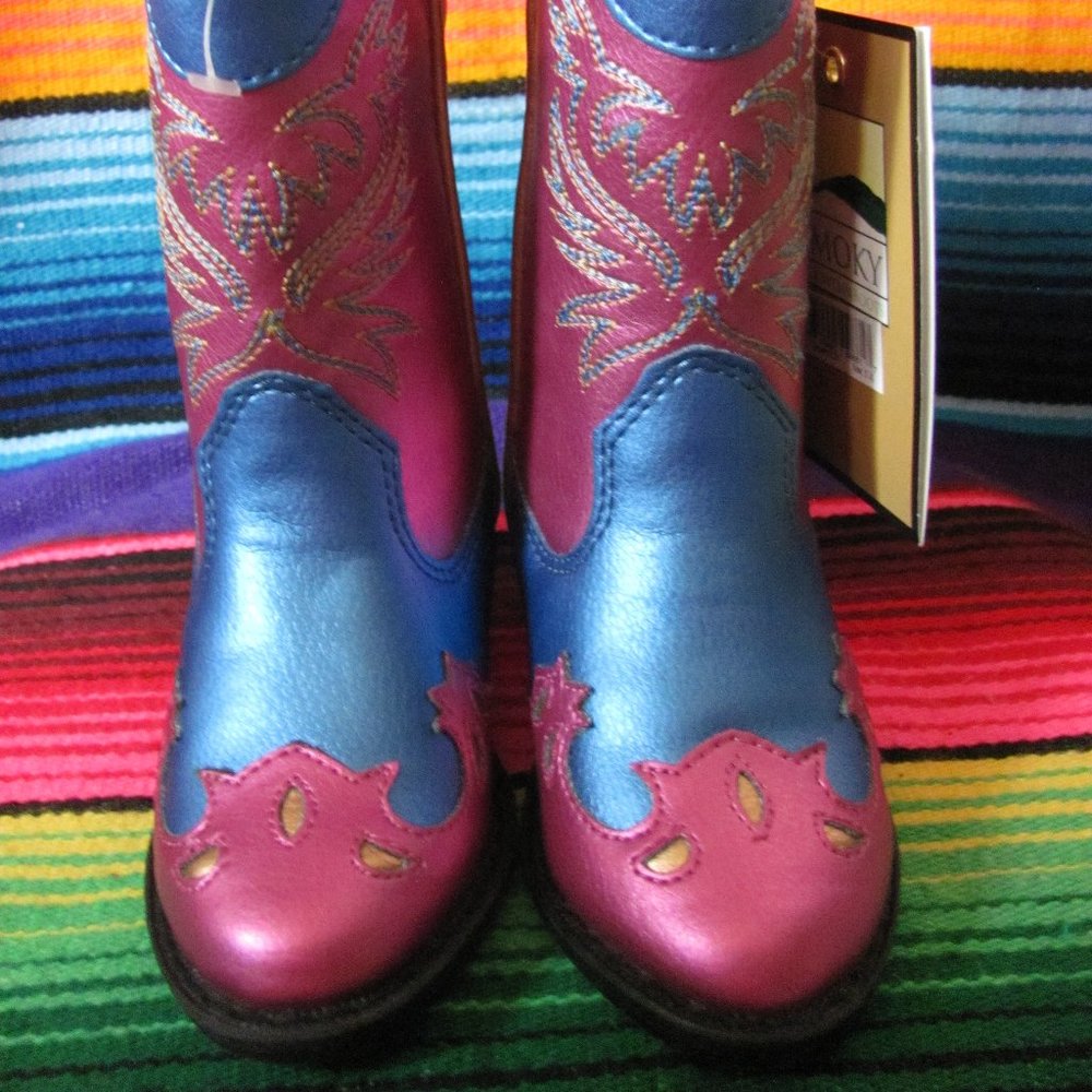 SMOKY MOUNTAIN BOOTS  BRAND NEW  FAUX LEATHER